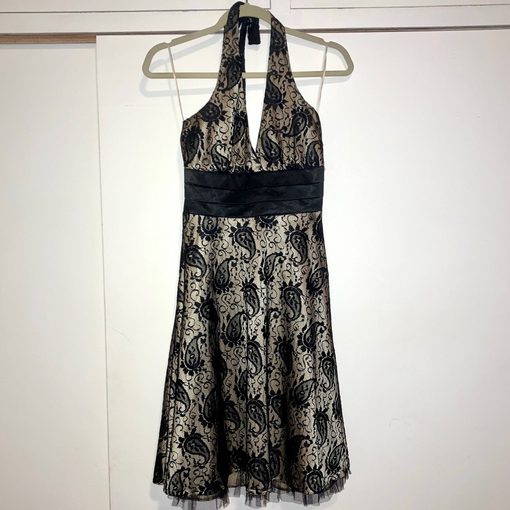 PARTY DRESS - black lace halter neck dress with a large bow in the back
